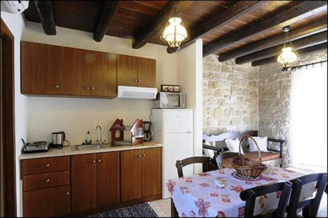 Esperides Stone Houses Palekastro Buitenkant foto